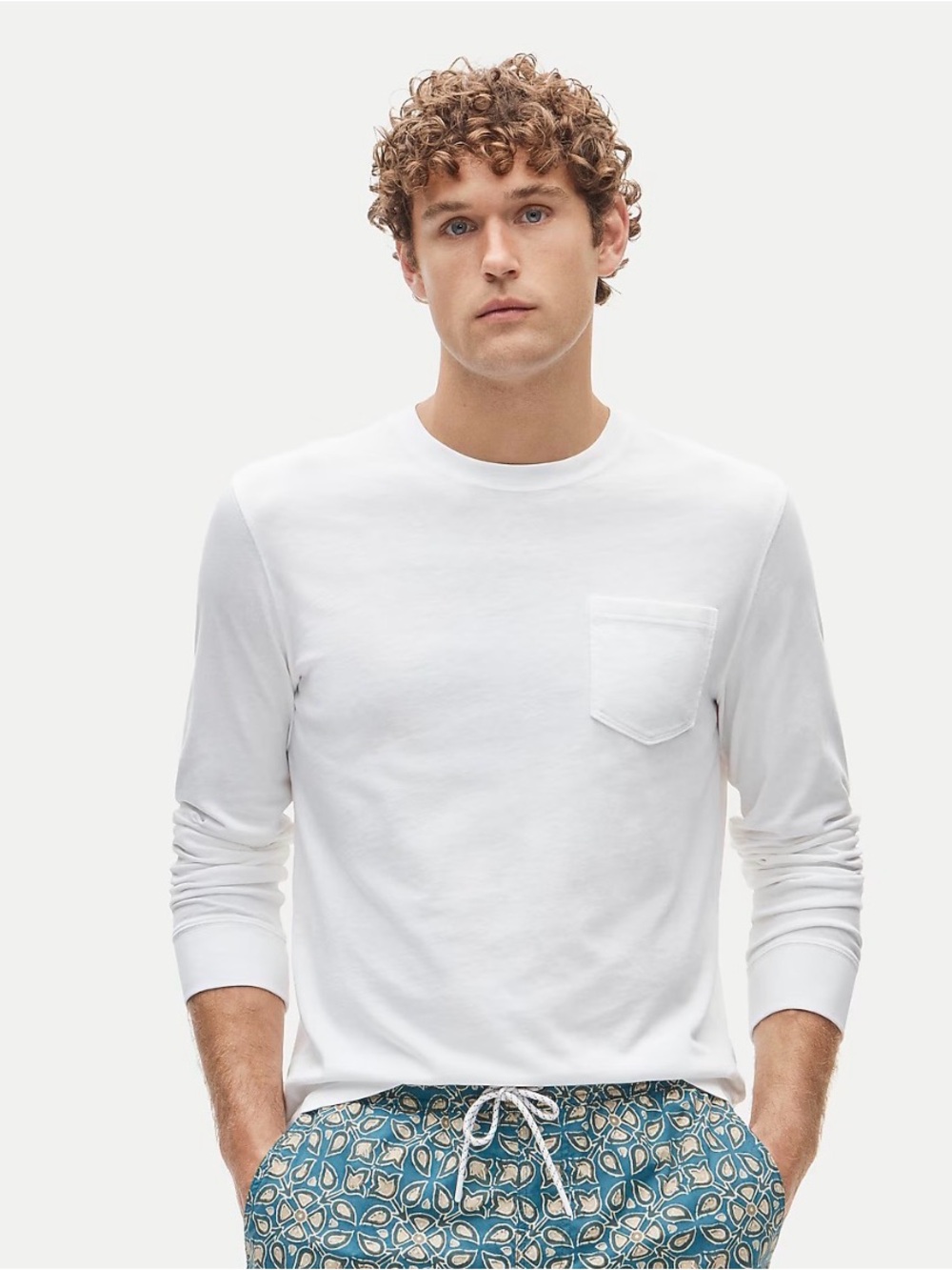 Garment-Dyed Long Sleeve Pocket Tee in White Size Small